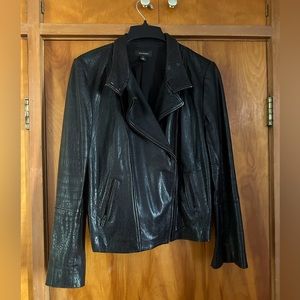 Halogen women's leather jacket 75 obo comfortable and in great condition